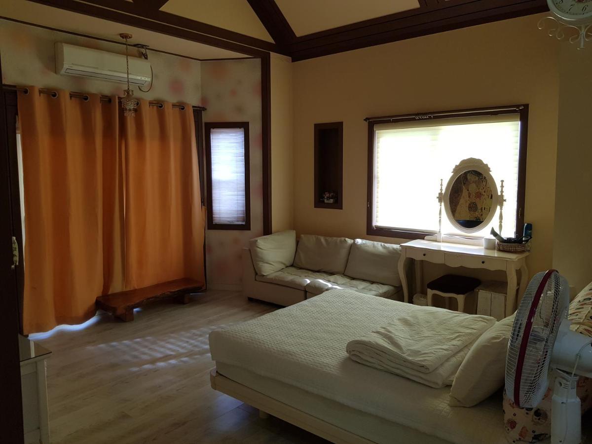 Rainbow Hill Pension Namhae Zewnętrze zdjęcie
