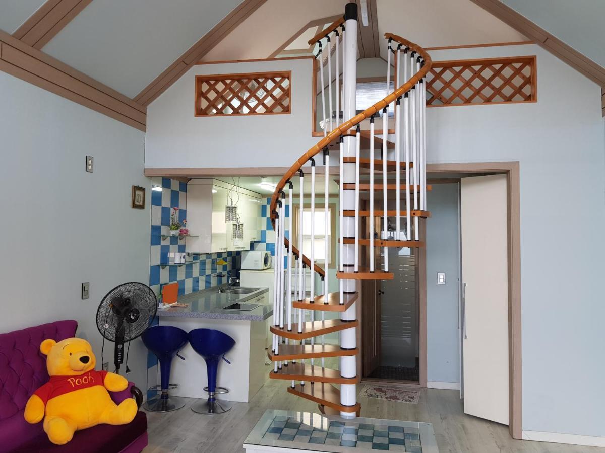 Rainbow Hill Pension Namhae Zewnętrze zdjęcie