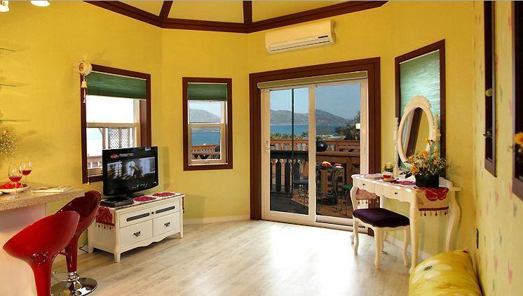 Rainbow Hill Pension Namhae Zewnętrze zdjęcie