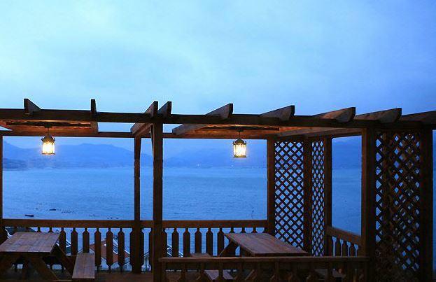 Rainbow Hill Pension Namhae Zewnętrze zdjęcie